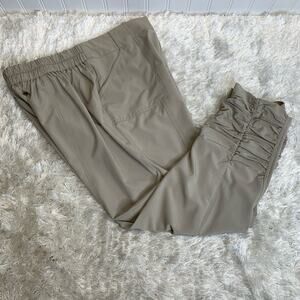 SOHO Tan Athleisure Pants Sz Medium Cropped